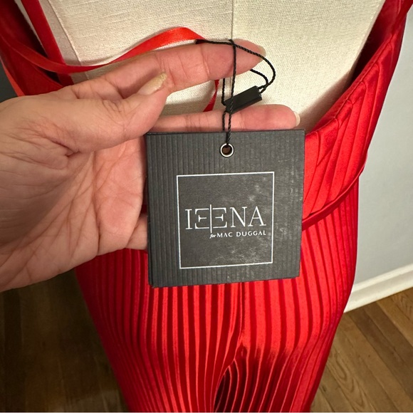 MAC DUGGAL Red Pleated Plunge Neck Wide Leg Jumpsuit - Picture 8 of 13